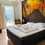 Hostel Shirdel
